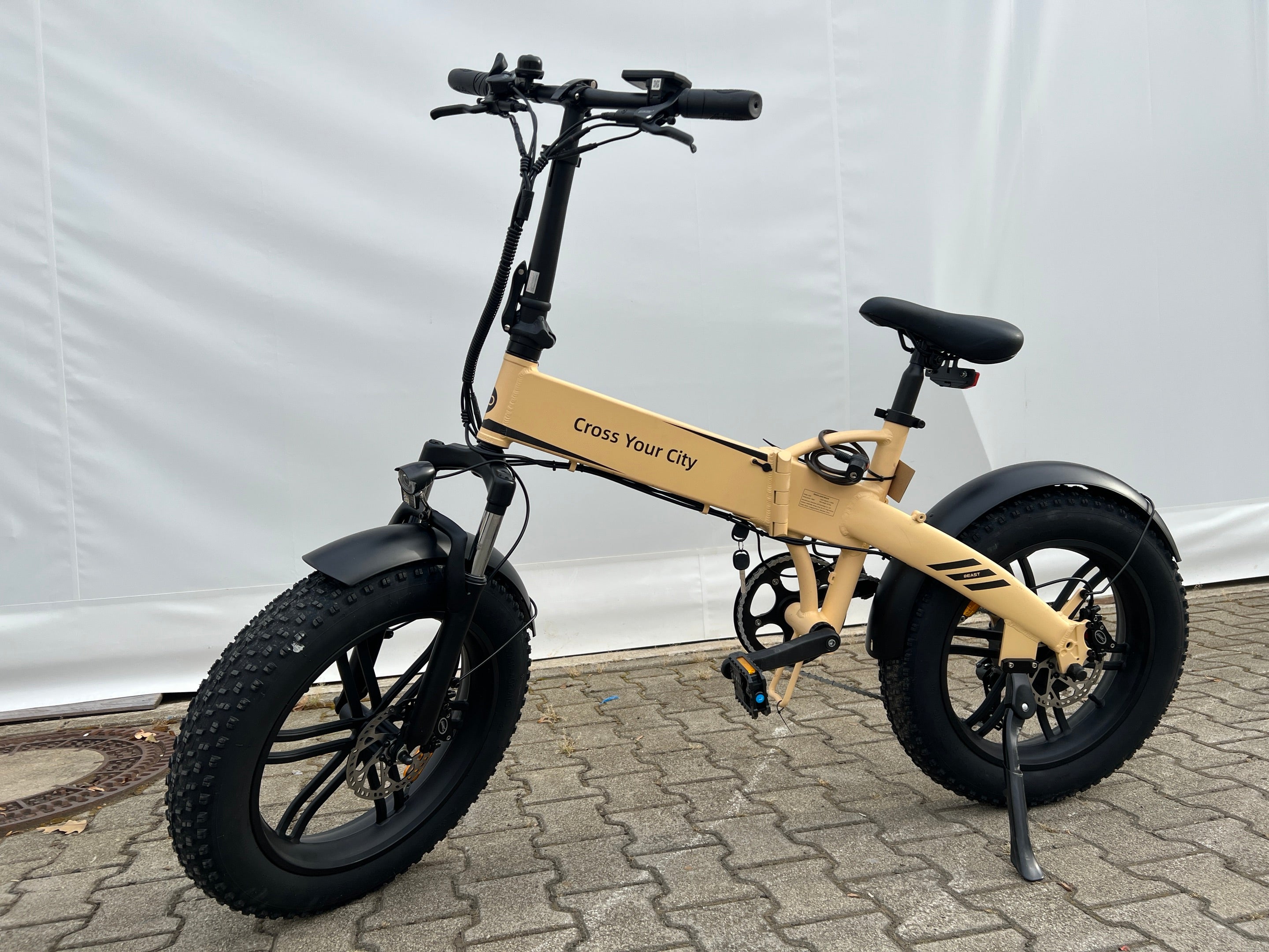 Second Hand ADO Beast 20F（Khaki；90% new；Travel 40 kilometers）